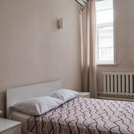 Hotel Europa Semej Exteriér fotografie