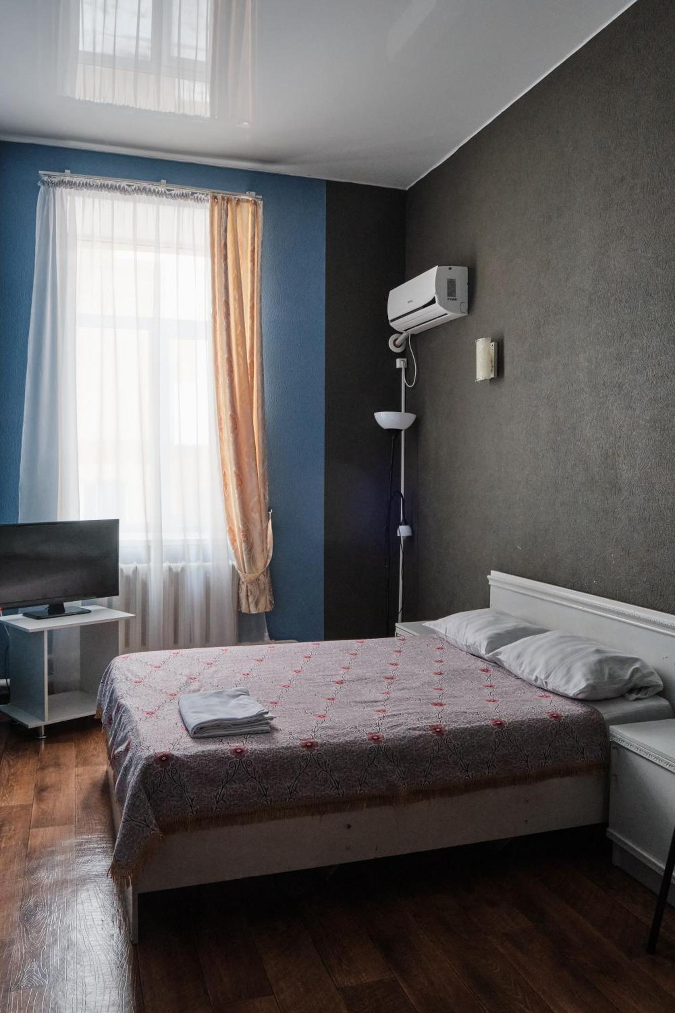 Hotel Europa Semej Exteriér fotografie